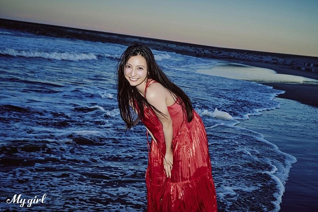 高野麻里佳が放つ、しなやかな美しさ――デジタル写真集が発売中【写真