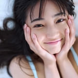 矢野妃菜喜、1st写真集で“新たな扉”開く 沖縄での自然体な姿やアンニュイな表情【写真多数掲載】