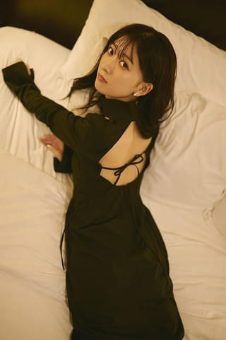 「【オールアザー版】鈴原希実 1st写真集 届け」掲載カット