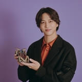 「timelesz」寺西拓人の誕生日を記念して「迷宮のしおり」特別イラストが公開 アスラーダを手にした姿も