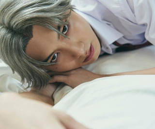 「HIS MAJESTY」内のカット