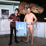 森川智之＆とにかく明るい安村、“歌舞伎風”恐竜生アフレコを披露 ギャグ「穿いてますよ」ポーズの伝授も
