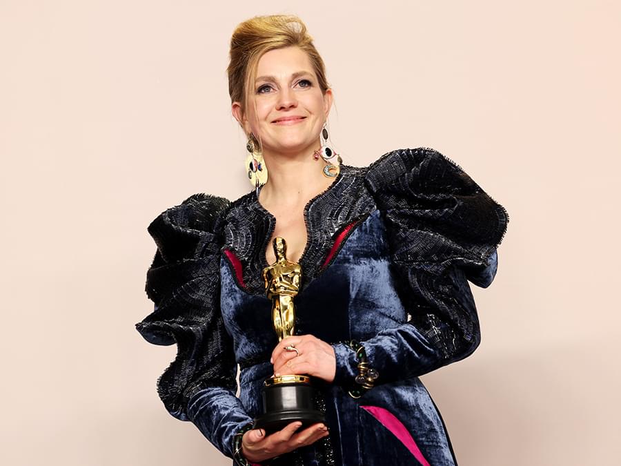 「哀れなるものたち」で衣装デザイン賞を受賞したホリー・ワディントン