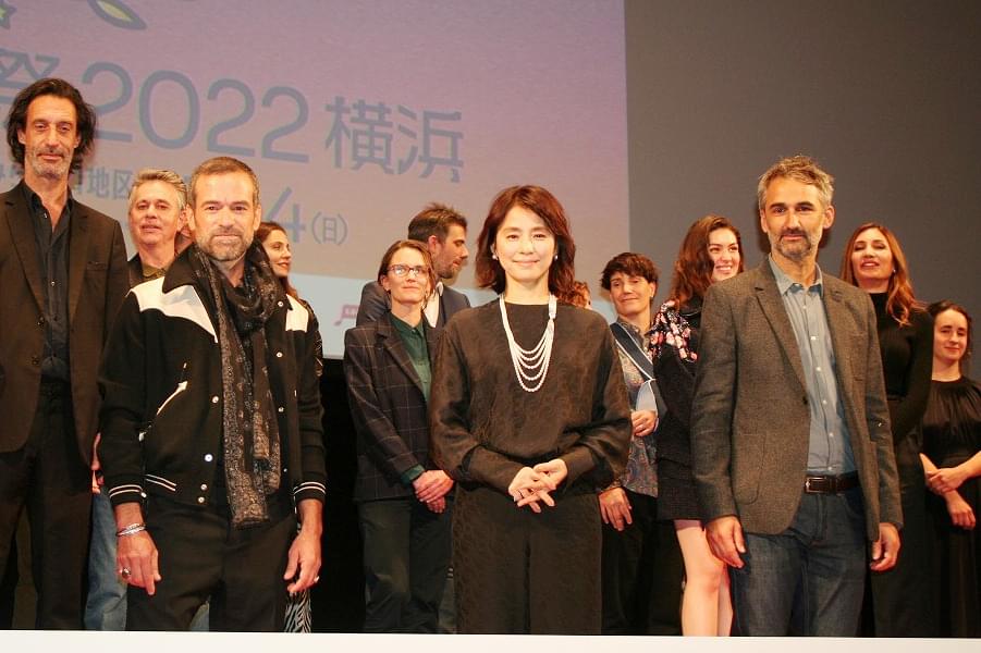 「フランス映画祭2022 横浜」3年ぶりにゲスト来日 石田ゆり子がロマン・デュリスと開幕宣言