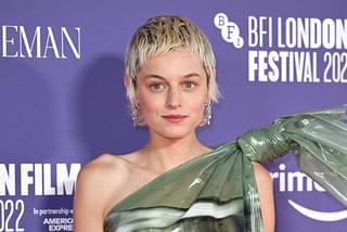 「ザ・クラウン」女優、映画賞の性別区分の撤廃を訴える