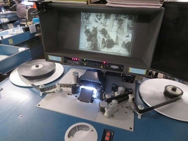 フィルムがかかった状態のスティーンベックの編集台