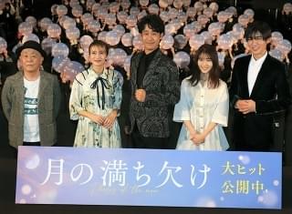 大泉洋、目黒蓮との“厚底対決”リベンジ成功も憮然「おまえは普通じゃねえか」