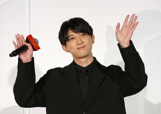 “ブラック吉沢亮”が出現