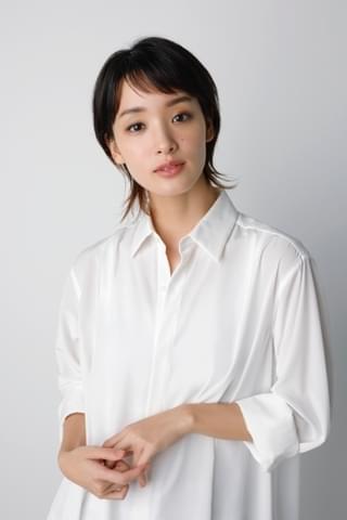 剛力彩芽、メ~テレ60周年映画「女子大小路の名探偵」で主演 けんかっ早いホステス役