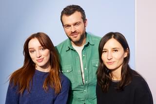 フィービー・ディネバー＆オールデン・エアエンライクの話題作をNetflixが獲得