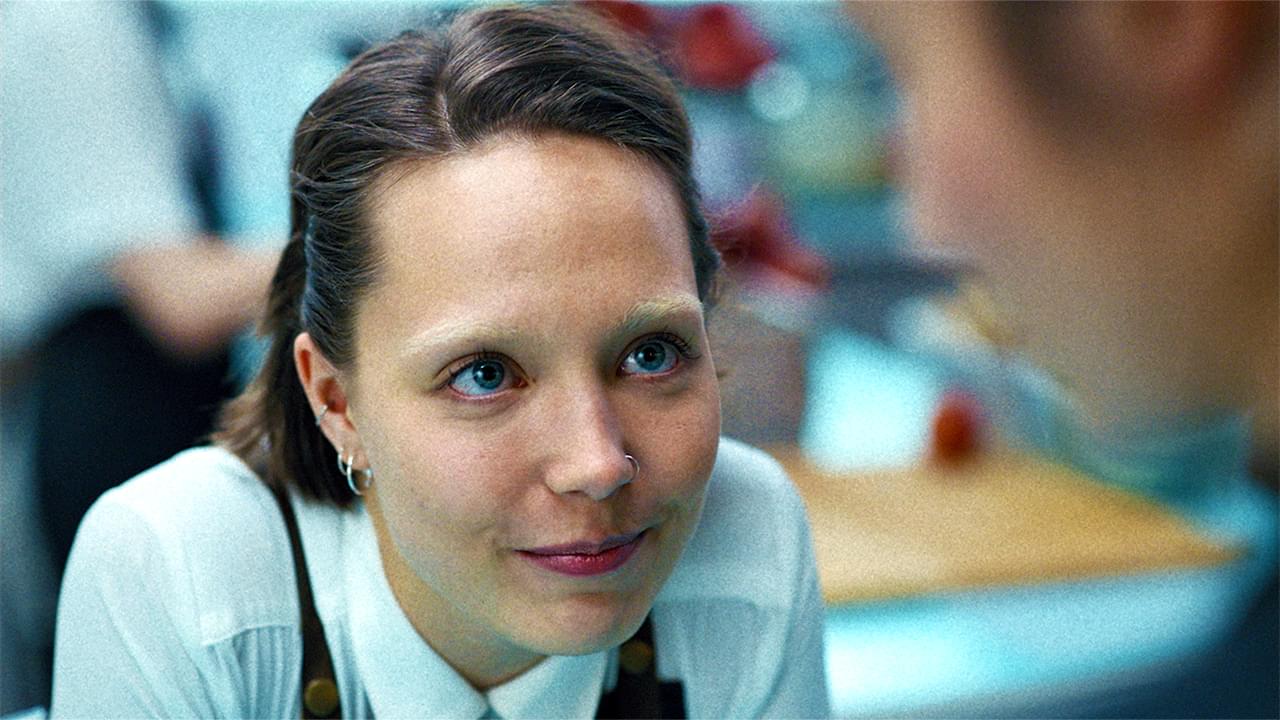 Z世代が向き合う自分自身と恋と性 第95回アカデミー賞のフィンランド代表作「ガール・ピクチャー」予告