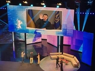 第73回ベルリン国際映画祭が開幕 ウクライナのゼレンスキー大統領がオンライン参加、イラン俳優が反政府デモに言及