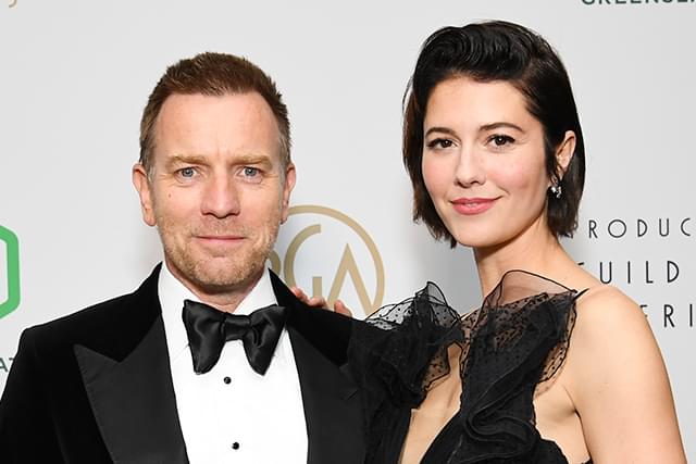 ユアン・マクレガーとメアリー・エリザベス・ウィンステッド