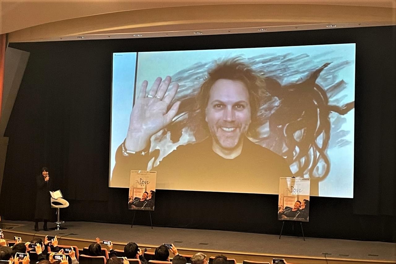 ヒュー・ジャックマン、下手なダンスシーンを娘が太鼓判 「The Son 息子」監督が明かす裏話