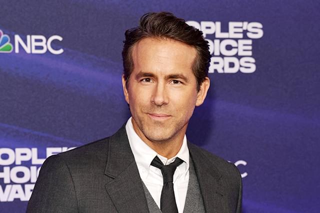 ライアン・レイノルズ、ボーイバンドを描く新作コメディに主演