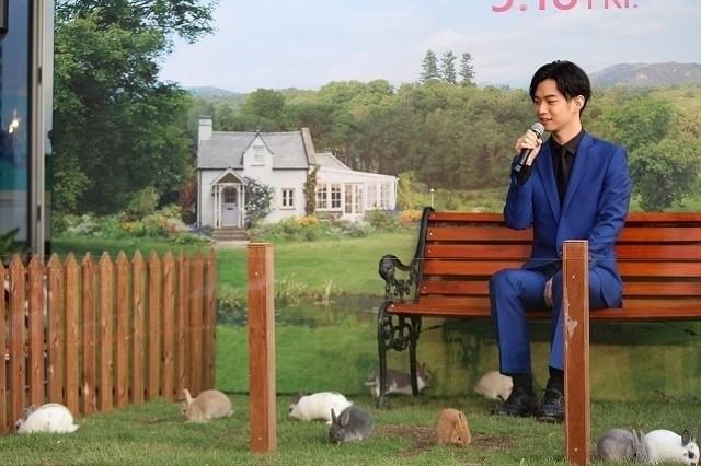 「ピーターラビット」ジャパンプレミアに先立ち庭園で行われたイベントの様子