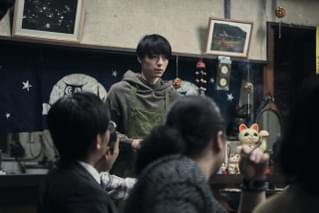 作間龍斗は“努力の人” 超重要シーンを担った「ヴィレッジ」新場面写真