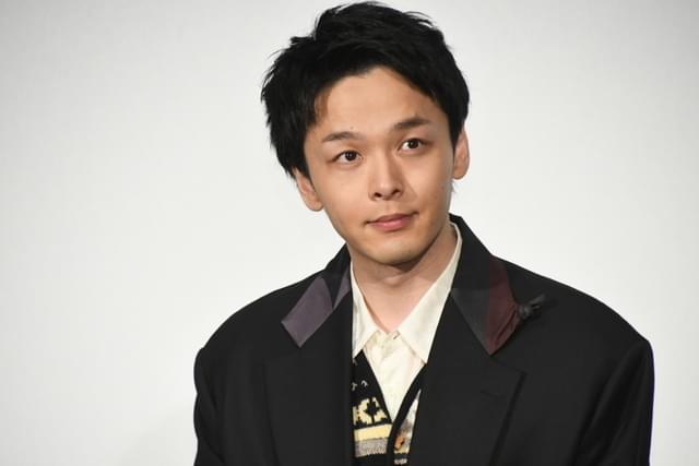 中村倫也、結婚祝福の拍手に感謝 映画で宇宙人役「今回はノリ配分多め」