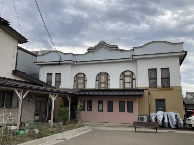 ついにやってきました！高田世界館の外観