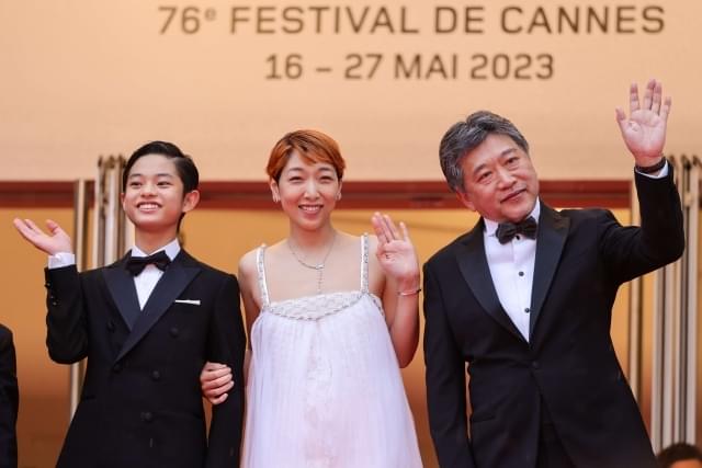 【第76回カンヌ国際映画祭】是枝裕和監督「怪物」にスタンディングオベーション、全編仏語で演じたジョニー・デップ「自分にはハリウッドが必要だとは思わない」