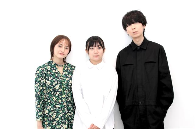 （左から）萩原みのり、老山綾乃、川谷絵音