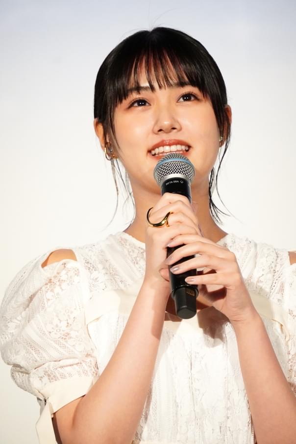 「すずめの戸締まり」後日談を生アフレコ！ 日本終映に原菜乃華＆松村北斗＆新海誠監督が謝意