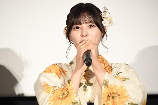 高橋文哉「後ろを振り返らずに進んでいきたい」 恋愛映画初主演、公開初日に笑顔