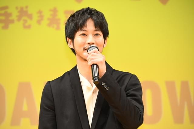 松坂桃李、スプーン曲げ成功に驚き「ハンドパワーってあるんですね」