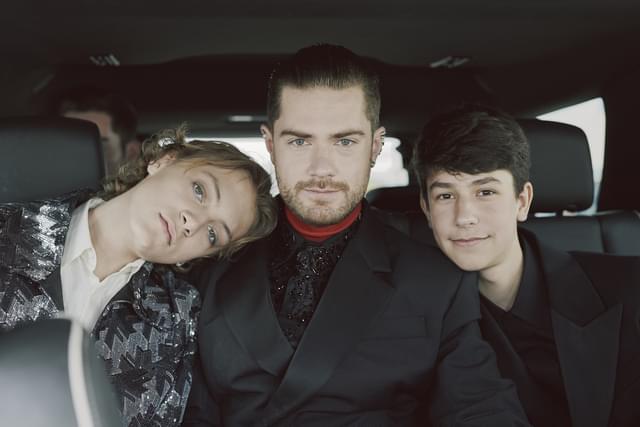 ルーカス・ドン監督「私たちの世界は、柔らかく優しいものよりも、硬くて強いものに価値を見出す」