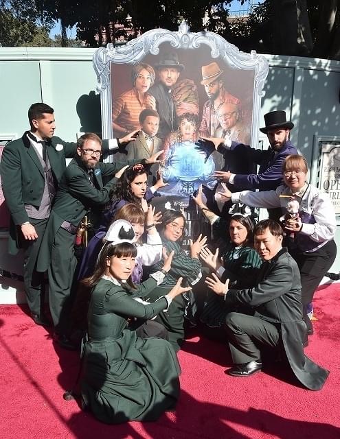 世界中のホーンテッドマンション・キャストも集結！