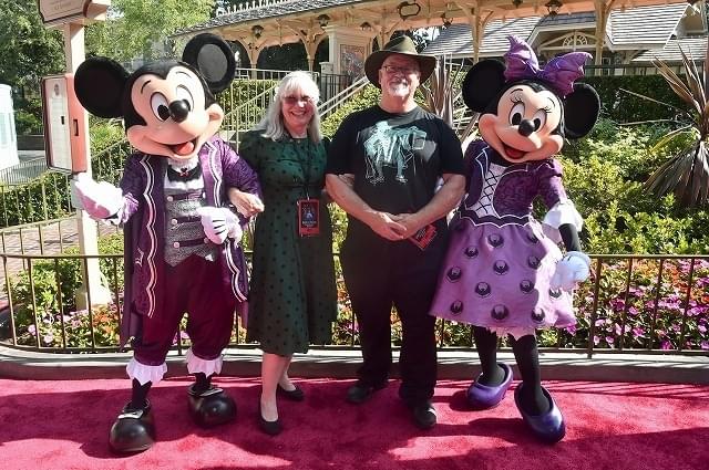 「ホーンテッドマンション」にミッキー＆ミニーらが集結！ USプレミアがゴージャスに開催