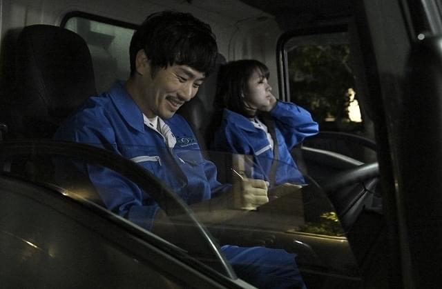 「ゴミ屑と花」