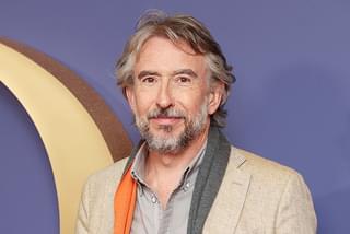 舞台版「博士の異常な愛情」主演はスティーブ・クーガン