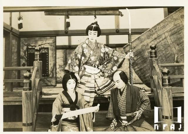 面長ですらりとした立ち姿も美しい澤村四郎五郎