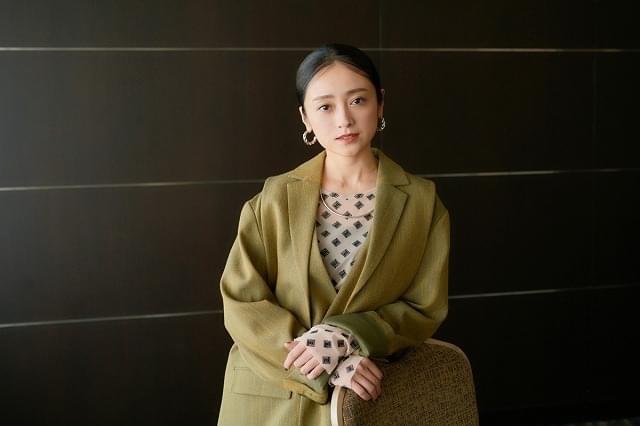 物語に波乱を巻き起こす一葉役の安達祐実