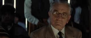 “役作りの鬼”ロバート・デ・ニーロが2つの顔を演じ分ける映像…大俳優の圧巻の演技力、最恐の存在感