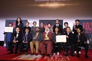 【第36回東京国際映画祭】中国の「雪豹」がグランプリ！ 稲垣吾郎主演「正欲」は最優秀監督賞＆観客賞の2冠！