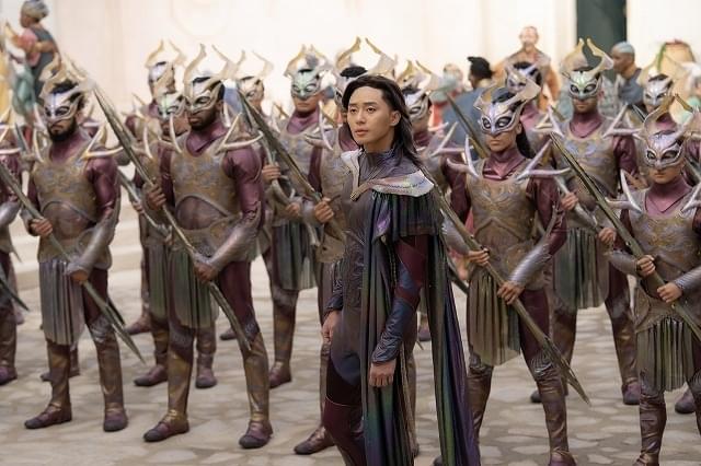 “カリスマ王子”パク・ソジュン、情熱的なダンスを披露 出演作「マーベルズ」から新たな映像が公開