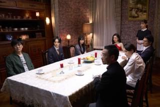 「マーダー★ミステリー 探偵・斑目瑞男の事件簿」が映画化！ 劇団ひとりら出演者＆場面写真公開