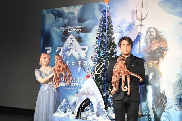 （左から）田中理恵、安元洋貴