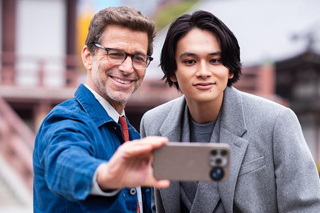 ザック・スナイダー×北村匠海、スペシャル対談映像公開！ “規格外”の日米超大作を語り尽くす