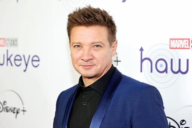 【1月7日はジェレミー・レナーの誕生日】瀕死の重傷から復活した人気スター 当たり役・ホークアイの活躍まとめ