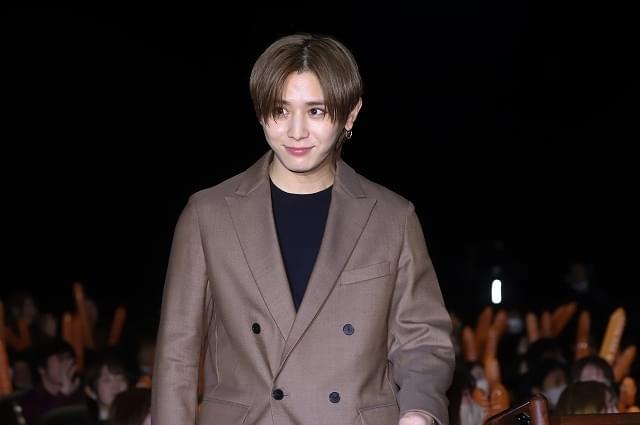 山田涼介、ちょっぴりすねる ピアノ連弾で“仲良し”浜辺美波＆野村周平に「僕だけ蚊帳の外」