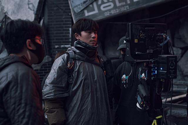 パク・ソジュンがイ・ビョンホンから受けた刺激とは？ 「コンクリート・ユートピア」インタビュー