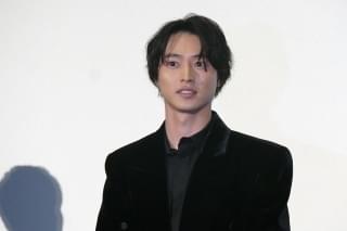 舘ひろし「光栄です」 玉木宏と共演で“Wひろし”がトレンド入り【「ゴールデンカムイ」初日舞台挨拶】
