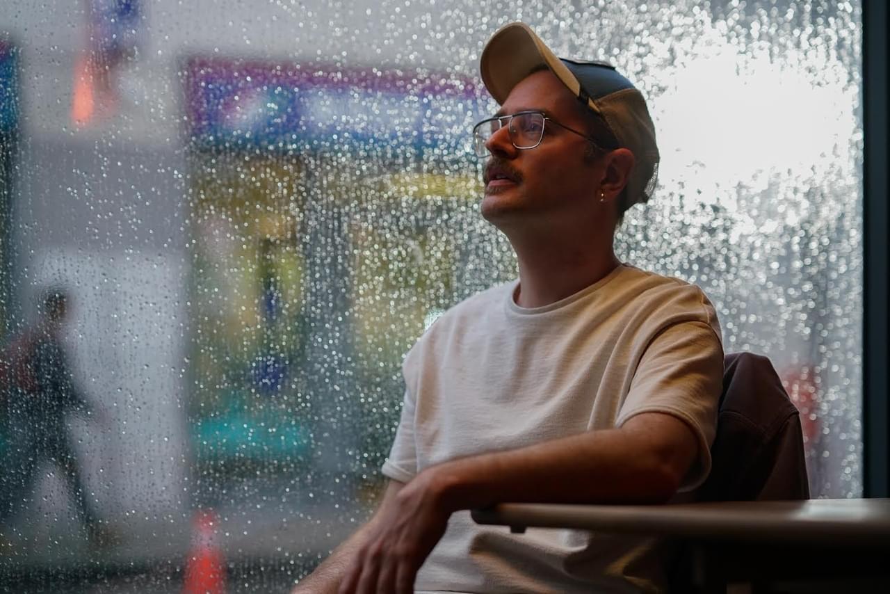 日常を優しく詩的に紡ぐバス・ドゥボス監督「ゴースト・トロピック」「Here」ロングインタビュー