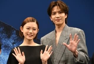 杉咲花、志尊淳からの絶賛に照れ笑い「こんな素敵な共演者と出会えて幸せ」