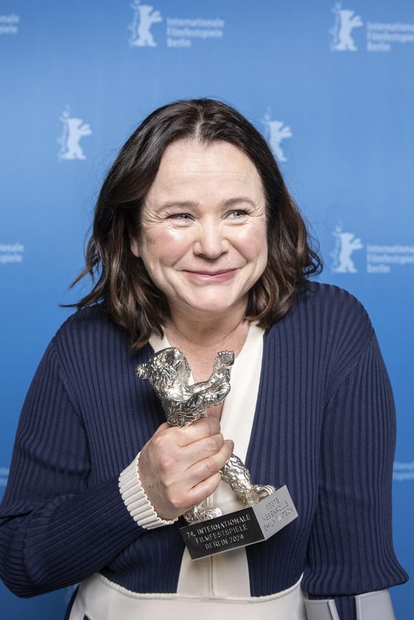 助演俳優賞のエミリー・ワトソン