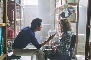 海女×密輸王×チンピラ×税関……“サメ”も参戦 リュ・スンワン監督作「密輸 1970」予告編公開