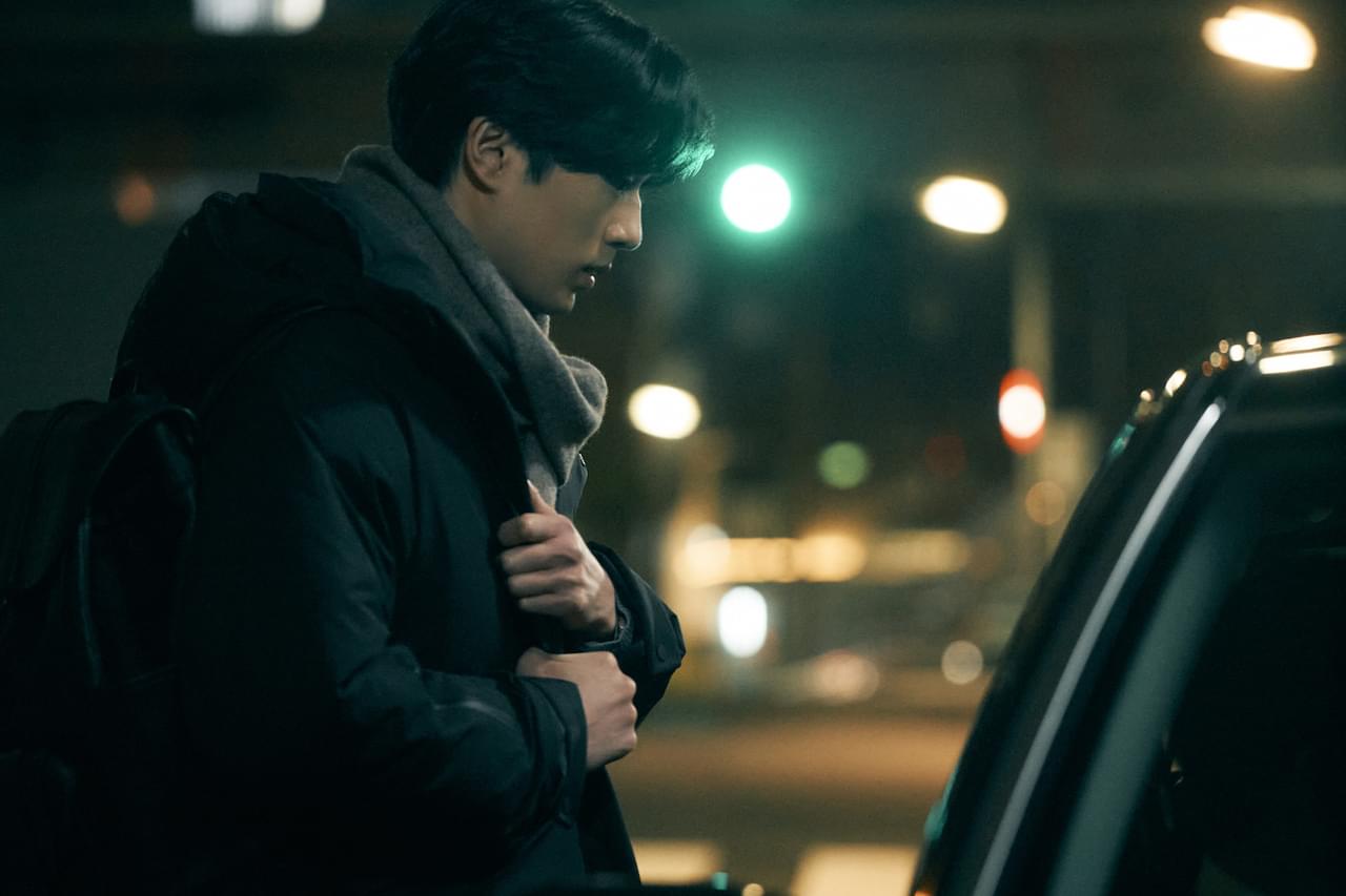 田中泯VS新田真剣佑の真剣勝負！ 対立する親子の緊迫した会話…「フクロウと呼ばれた男」本編映像